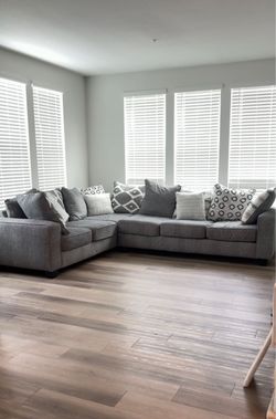 Gray Fabric L-Shaped Sectional Sofa with Pillows
