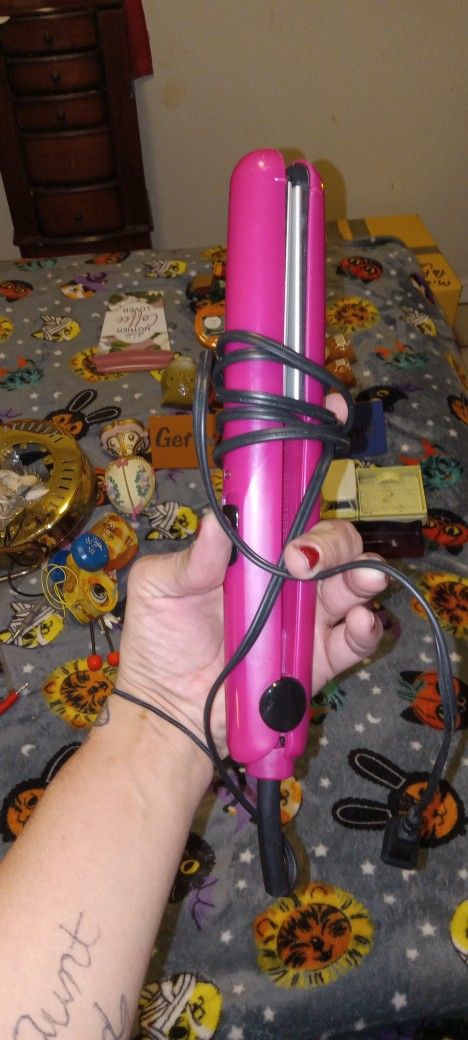 Hair Straightener