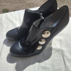 Jessica Simpson Black Leather Button Stiletto Ankle Bootie Size 9.5