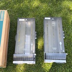 Restaurant utensil dispensers