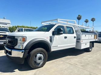2022 Ford F550 Super Duty Crew Cab & Chassis