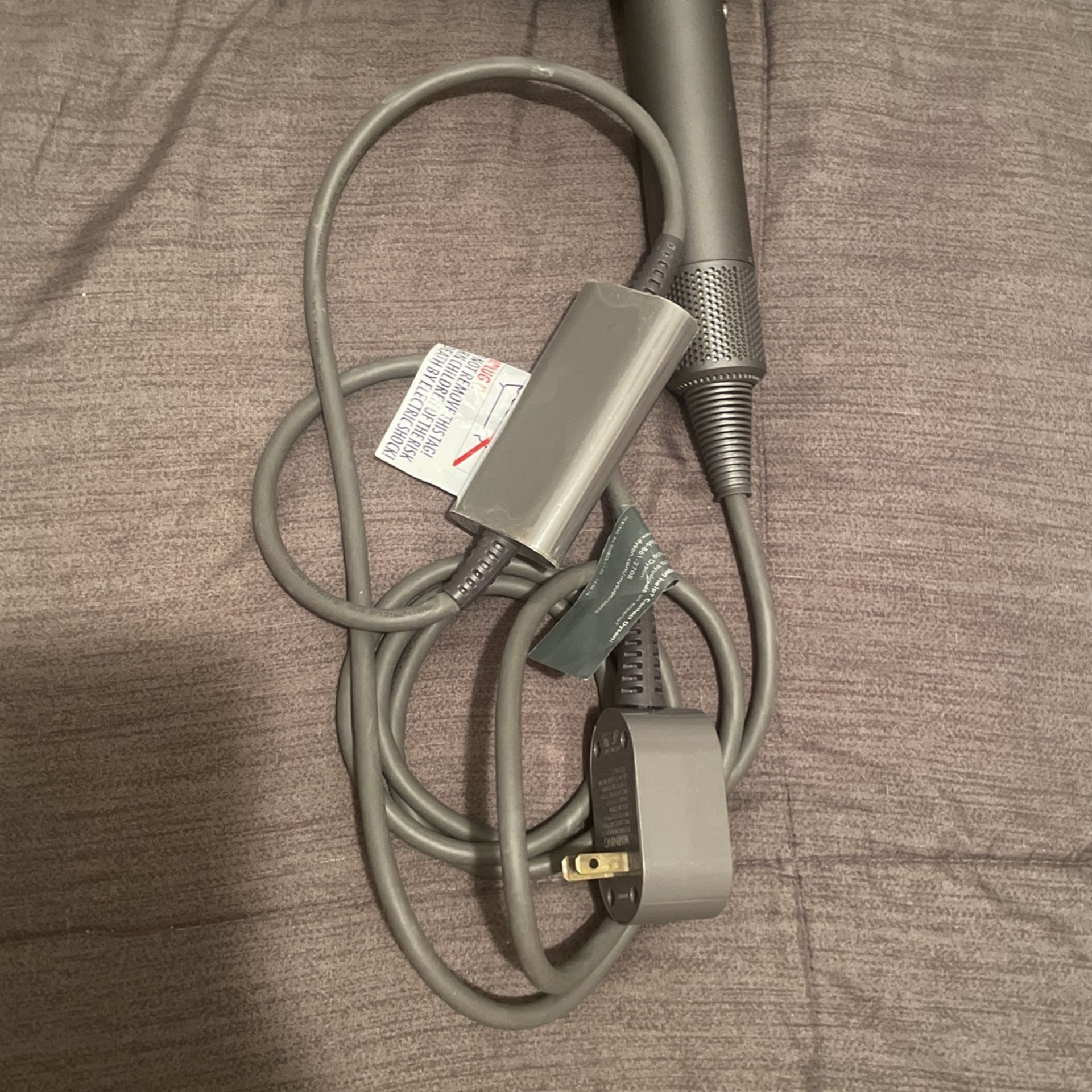 Dyson - Supersonic Hair Dryer - Iron/Iron/Fuchsia