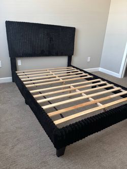 Platform black queen size bed frame