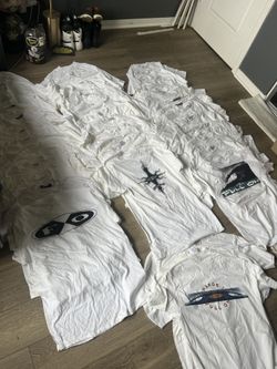 39 Shirt Lot - Great Price