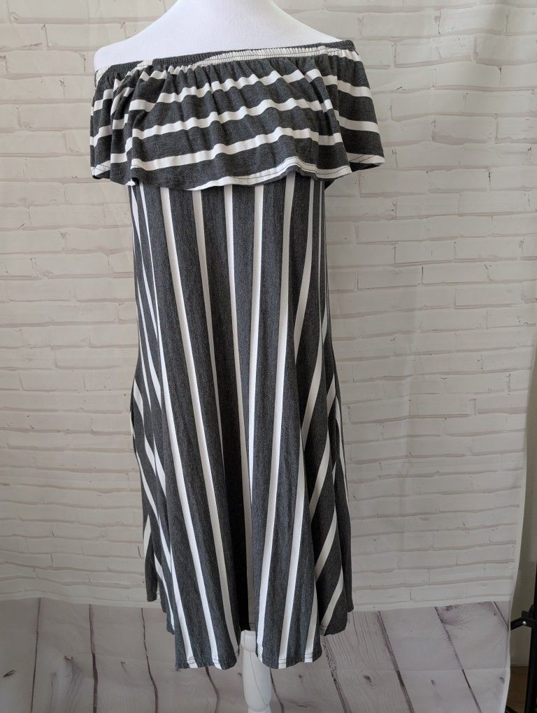 Exist - Dress Size L