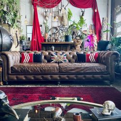 Restoration Hardware Chesterfield Sofa leather Kensington couch!👀🙀😍Free Delivery!!!