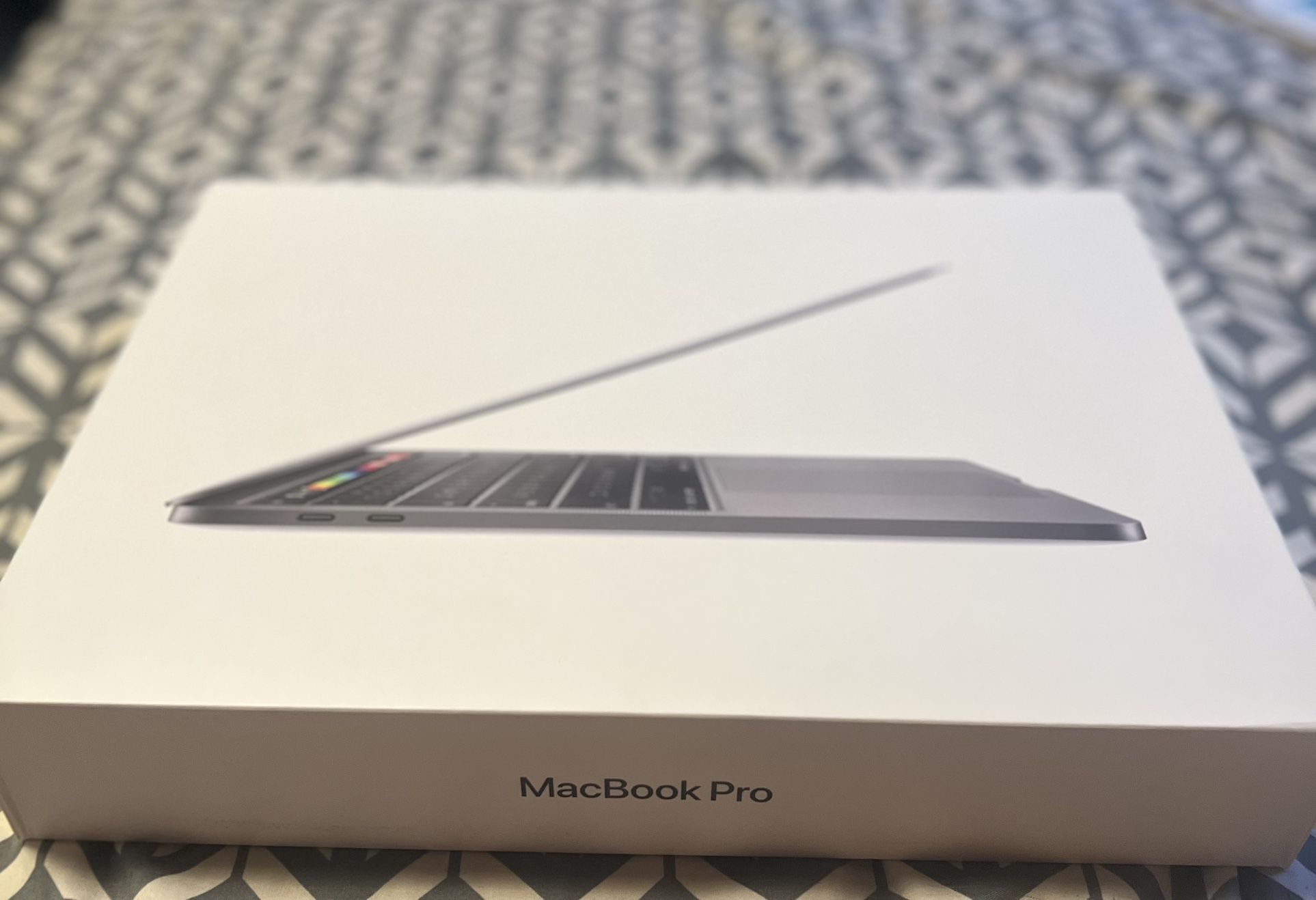 MacBook Pro 256gb