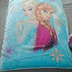 Elsa and Anna blanket