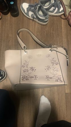 Guess Purse 