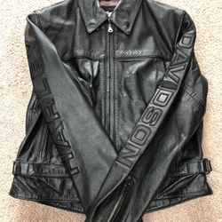 Women’s Size Small Leather HD Jacket