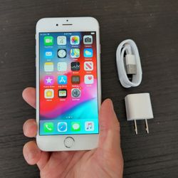 iPhone 6 - UNLOCKED - Like New