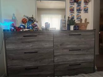 6-Drawer Double Dresser