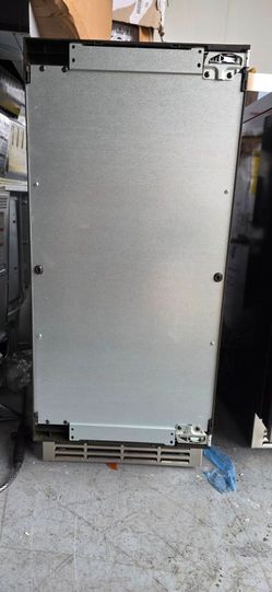 2026 CAFE PANEL READY ICE MAKER UNDERCOUNTER