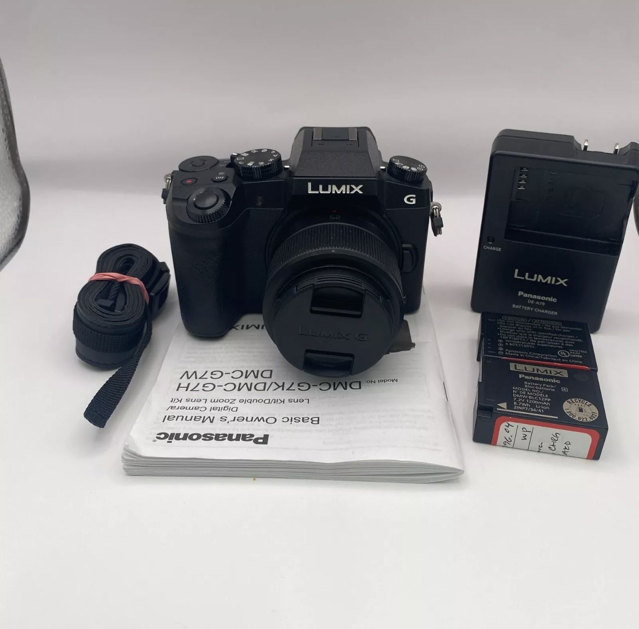 Panasonic LUMIX Mirrorless digital camera
