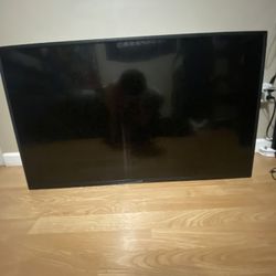 2020 43-inch V-Series 4K UHD LED Smart TV