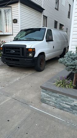 2008 Ford E-250