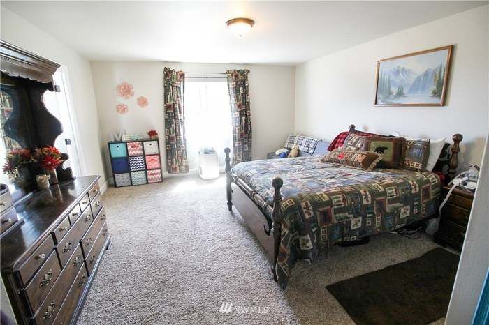 Bedroom Set