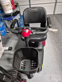3 Wheel Scooter, removable battery