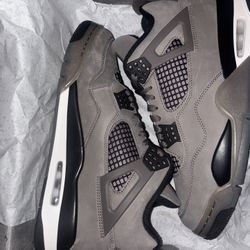 Jordan 4
