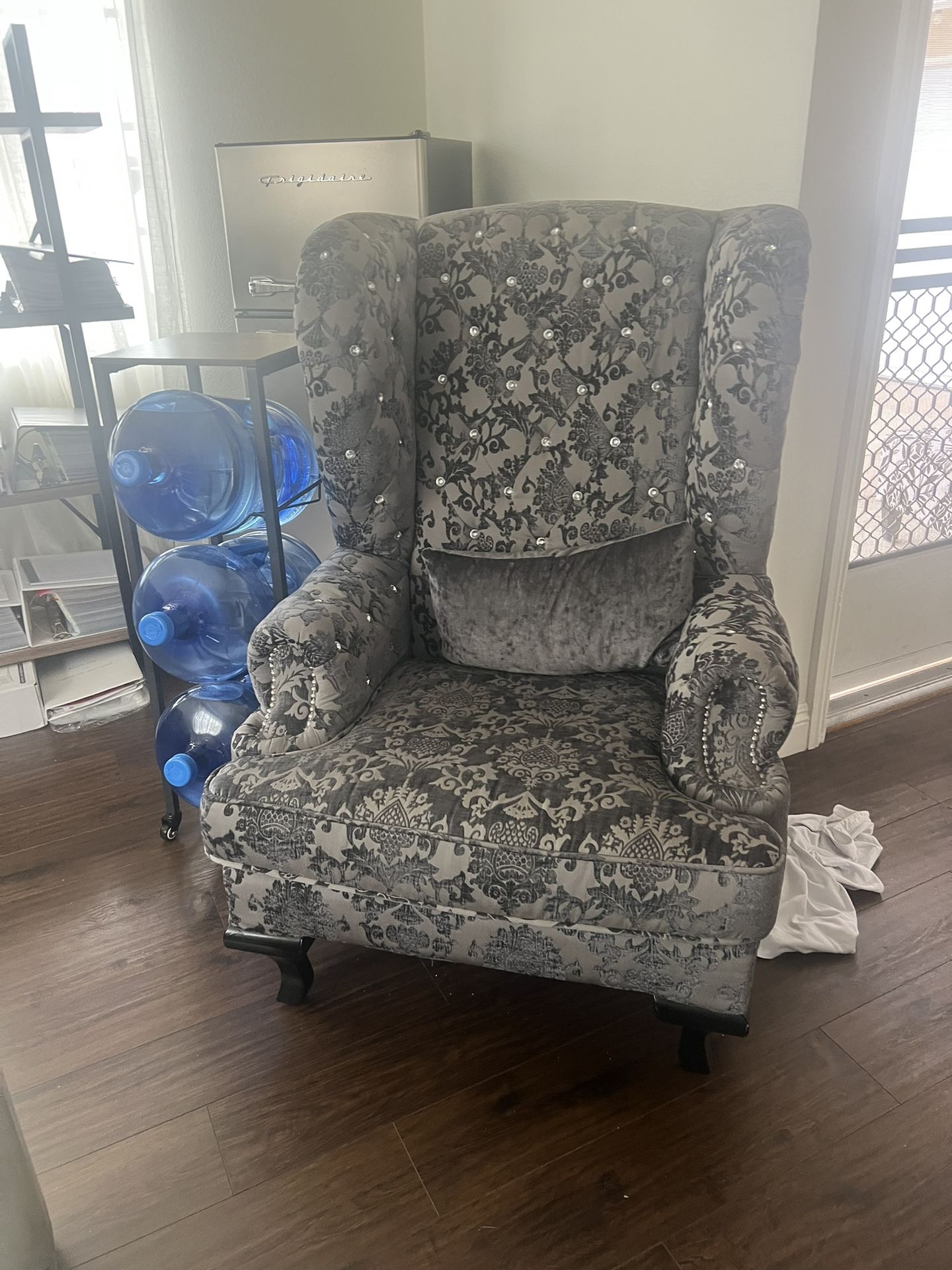Formal Living Room Furniture For Sale