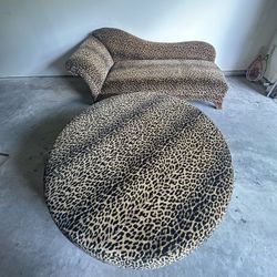Matching Lounge Chair With Ottoman