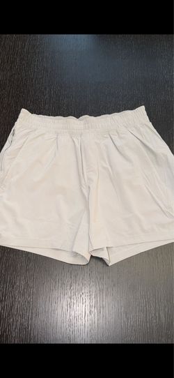 Lululemon Brand Men Shorts Size Medium