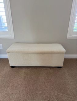 Cream/Beige Storage Bench