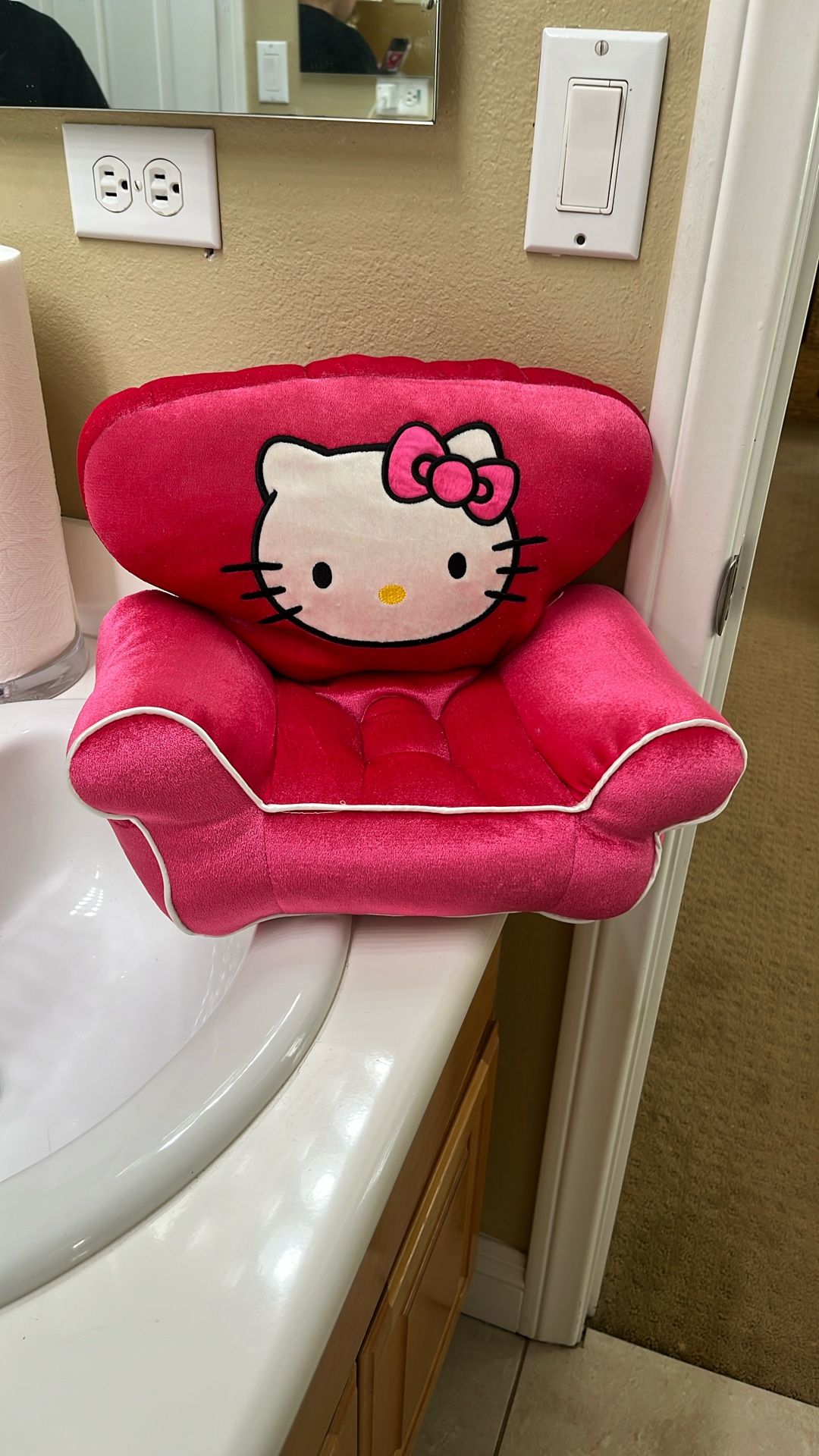Hello Kitty Sofa ποΈ Plush From Build A Bear Rare Edition