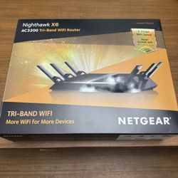 Nighthawks X6 AC3200 Tri-Band WiFi router