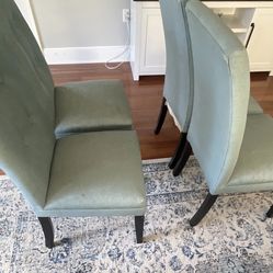 Set of 4 Upholstered High-Back Dining Chairs – Light Green / Velvet Style – 41” Tall