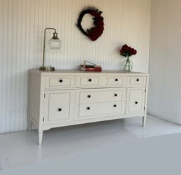 Mid-Century Modern Dresser - Entertainment Center - Sideboard - Buffet - Credenza - TV Console 
