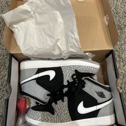 Nike Air Jordan 1 Mid SE