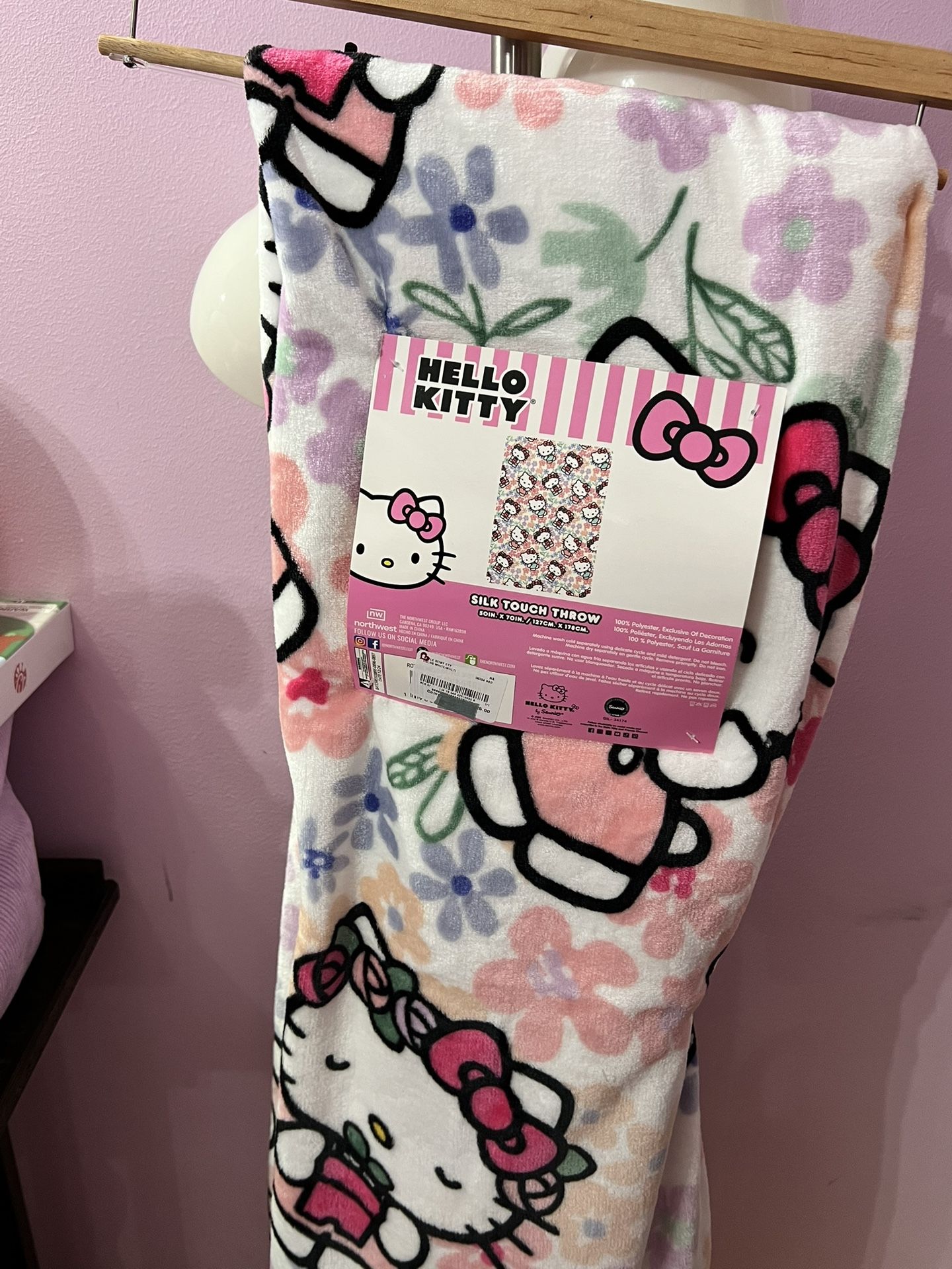 Floral Hello Kitty Blanket