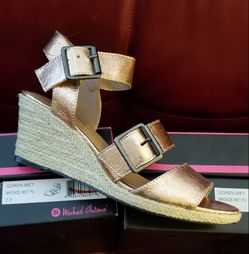 Shoe