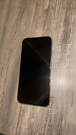 Apple Iphone 15 pro max (unlocked)