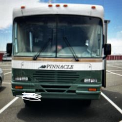 1999 Pinnacle Rv 