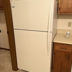 New Whirlpool 20.5 cu. ft. Top Freezer Refrigerator in White with Delivery
