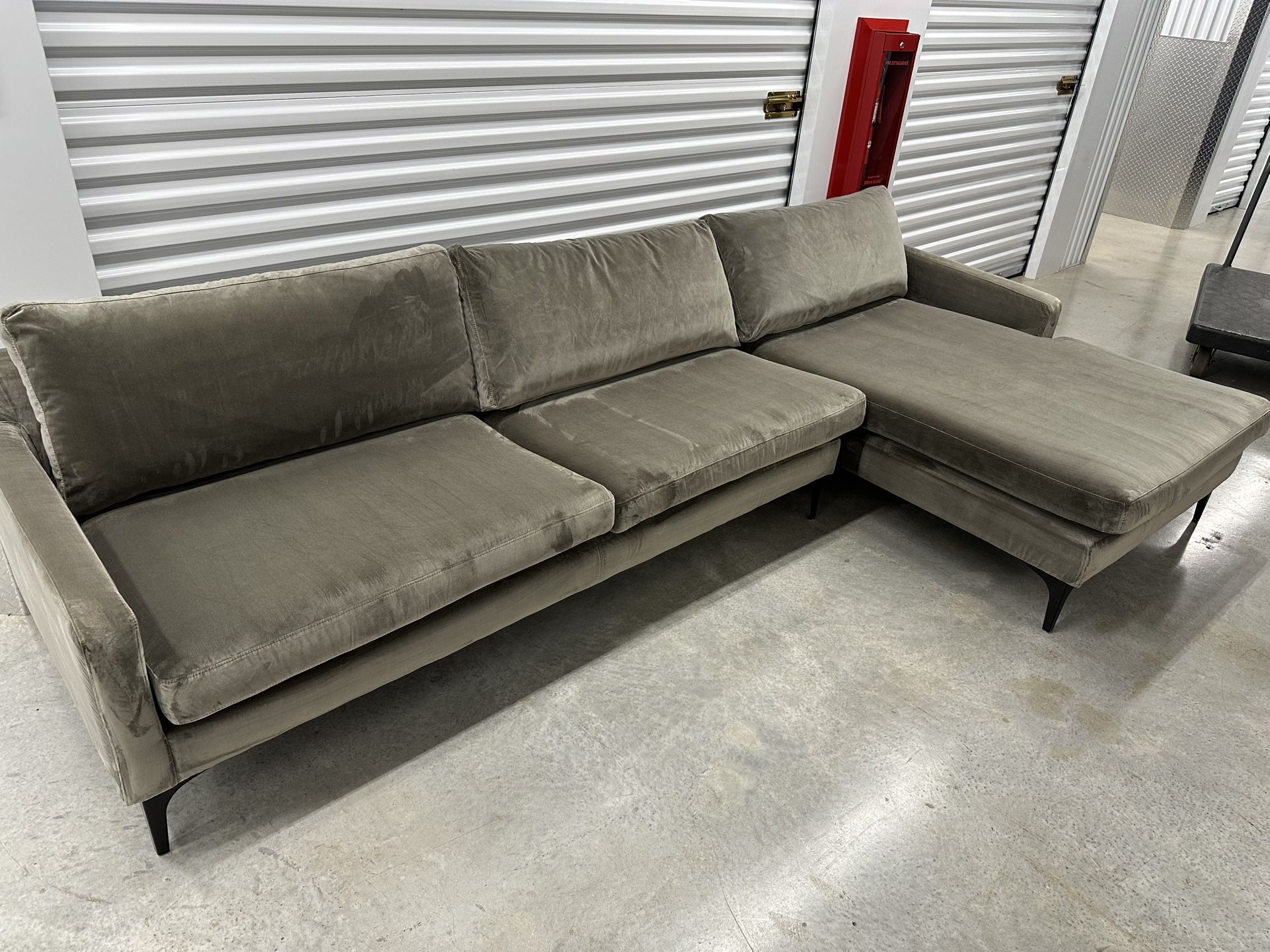 Modern sofa sectional