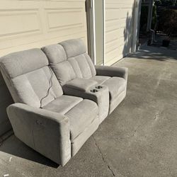 Dual Reclining living spaces Couch