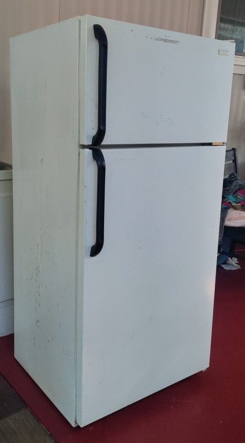 Working Kenmore Refrigerator