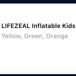 Inflatable kids bounce house