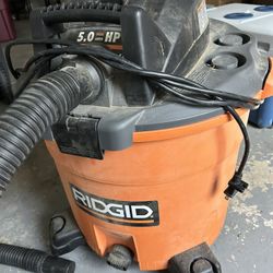 RIDGID WET & DRY VACUUMS