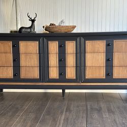 Mid Century By Dixie