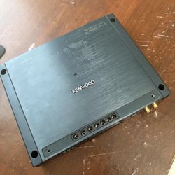 Kenwood Bass Amp
