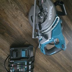 Makita Saw Xgt