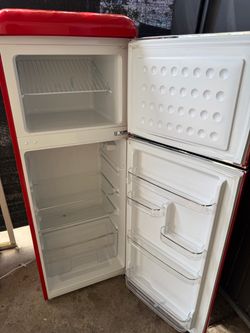 Refrigerador frigaire excellent condition