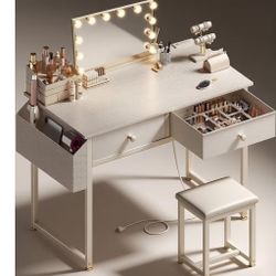 New White Makeup Vanity Desk with stool and built in outlet to charge your phone,  with hook for purse, and additional removable side storage