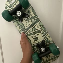 Mini Skateboard For Beginners 