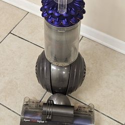 Dyson Ball Vacuum Cleaner 