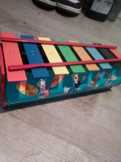 Vintage Disney Donald Duck Toy Xylophone